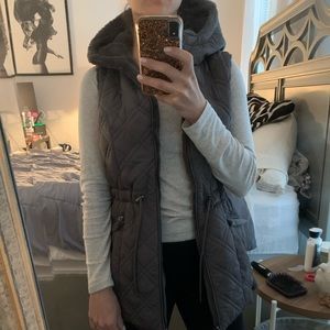 $5 when bundled NWOT Mo Ka puffer Reversible Vest